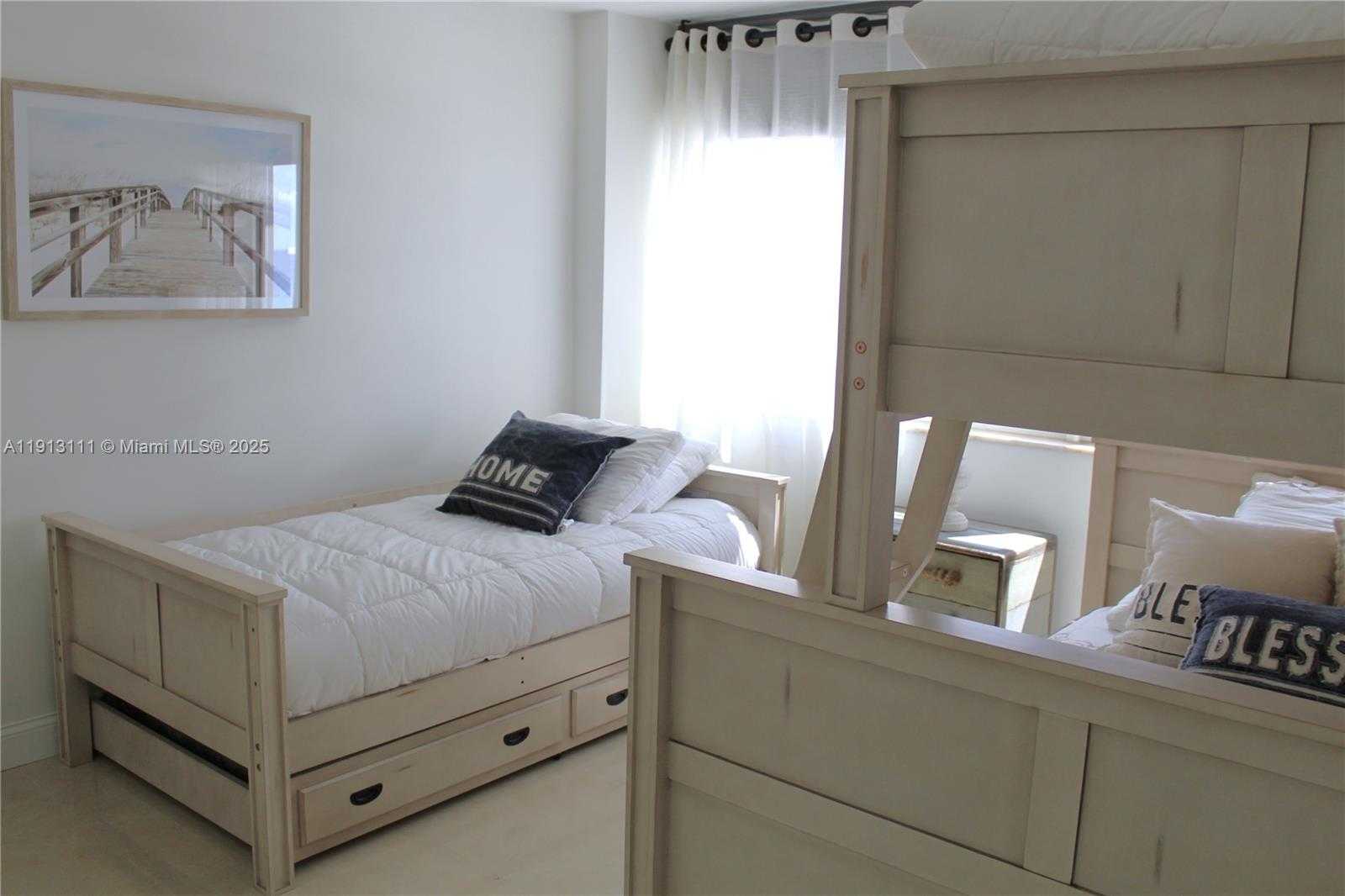 Small Image of 2030 SOUTH OCEAN DR #821, Hallandale Beach Number 20