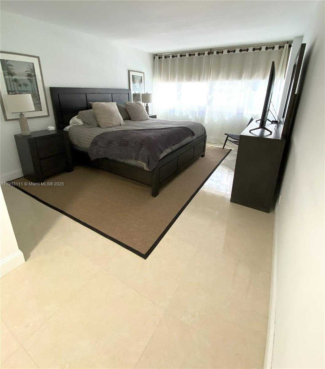 Small Image of 2030 SOUTH OCEAN DR #821, Hallandale Beach Number 23