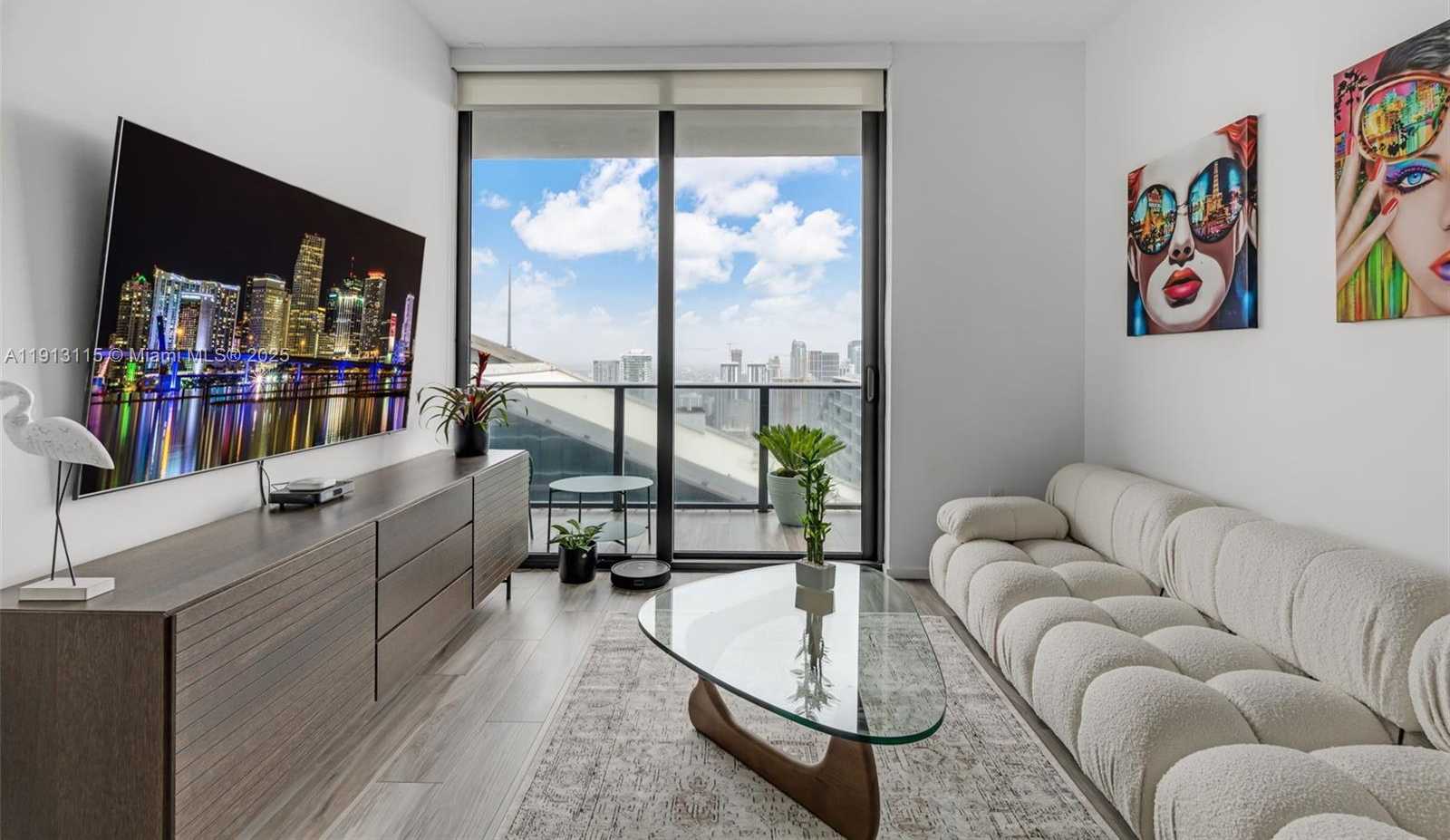 Small Image of 801 SOUTH MIAMI AVE #5206, Miami Number 5