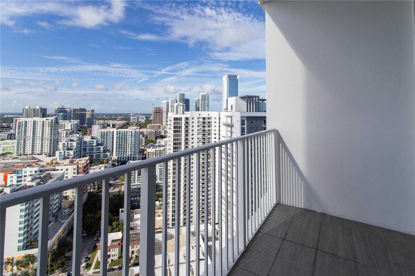 Small Image of 2020 NORTH BAYSHORE DR #2903, Miami Number 22