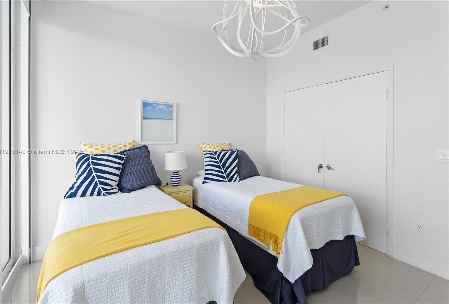 Small Image of 2020 NORTH BAYSHORE DR #2903, Miami Number 30