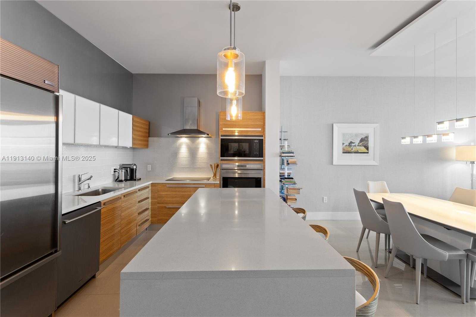 Small Image of 2020 NORTH BAYSHORE DR #2903, Miami Number 8