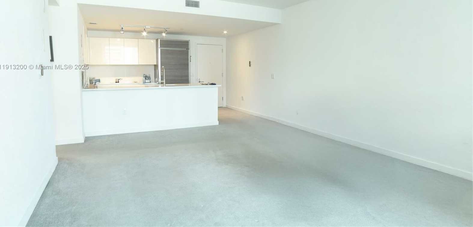 Small Image of 1100 SOUTH MIAMI AVE #1808, Miami Number 3