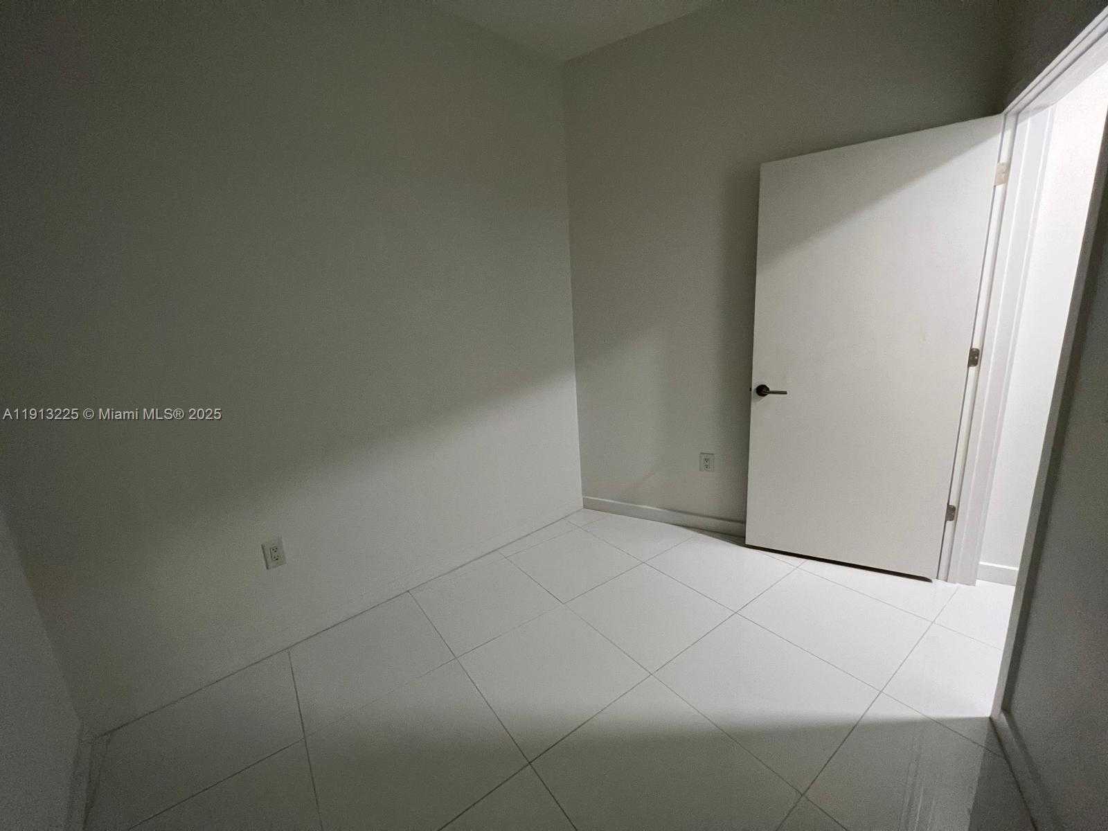 Small Image of 851 NORTH EAST 1ST AVE #903, Miami Number 16