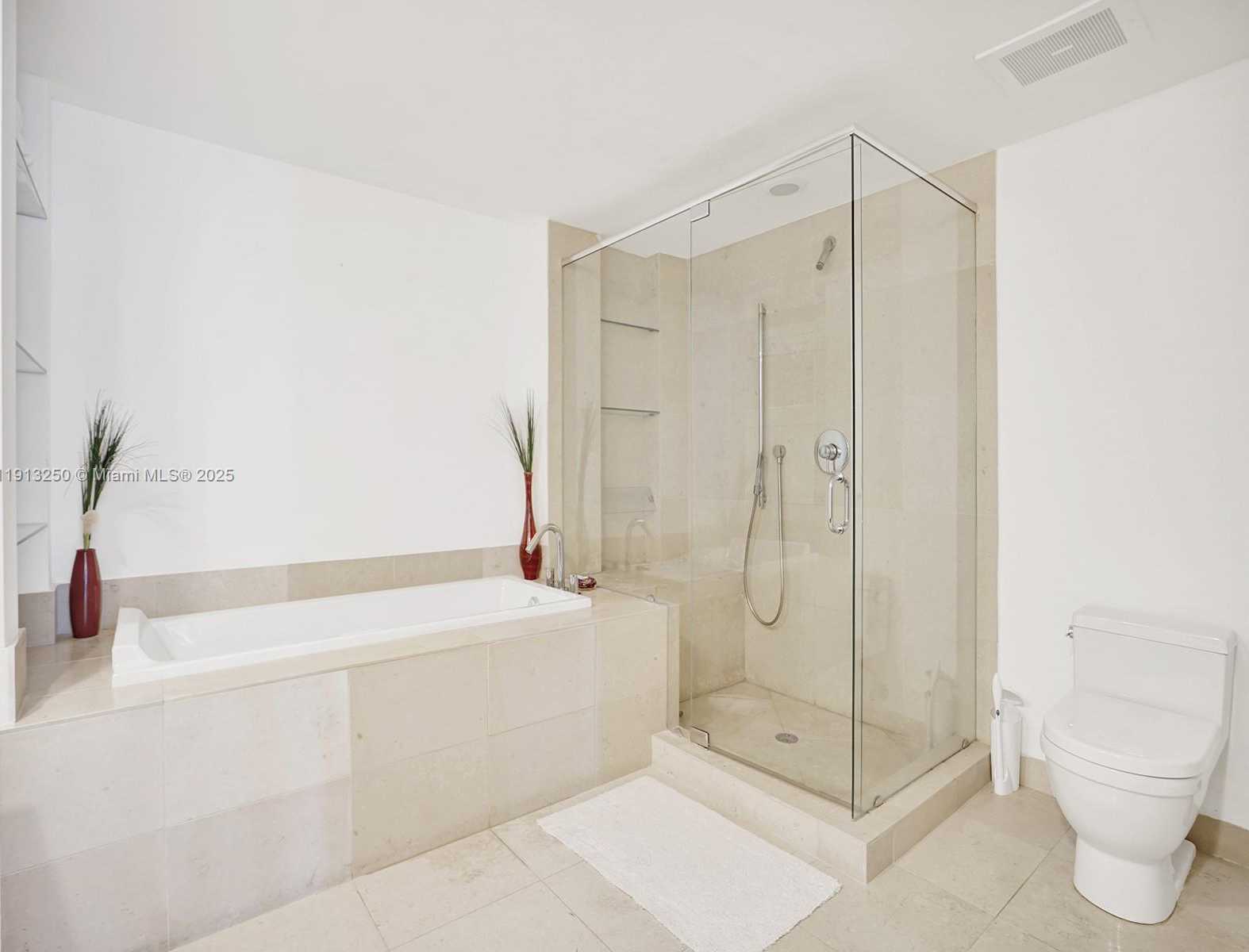 Small Image of 495 BRICKELL AVE #2504, Miami Number 17