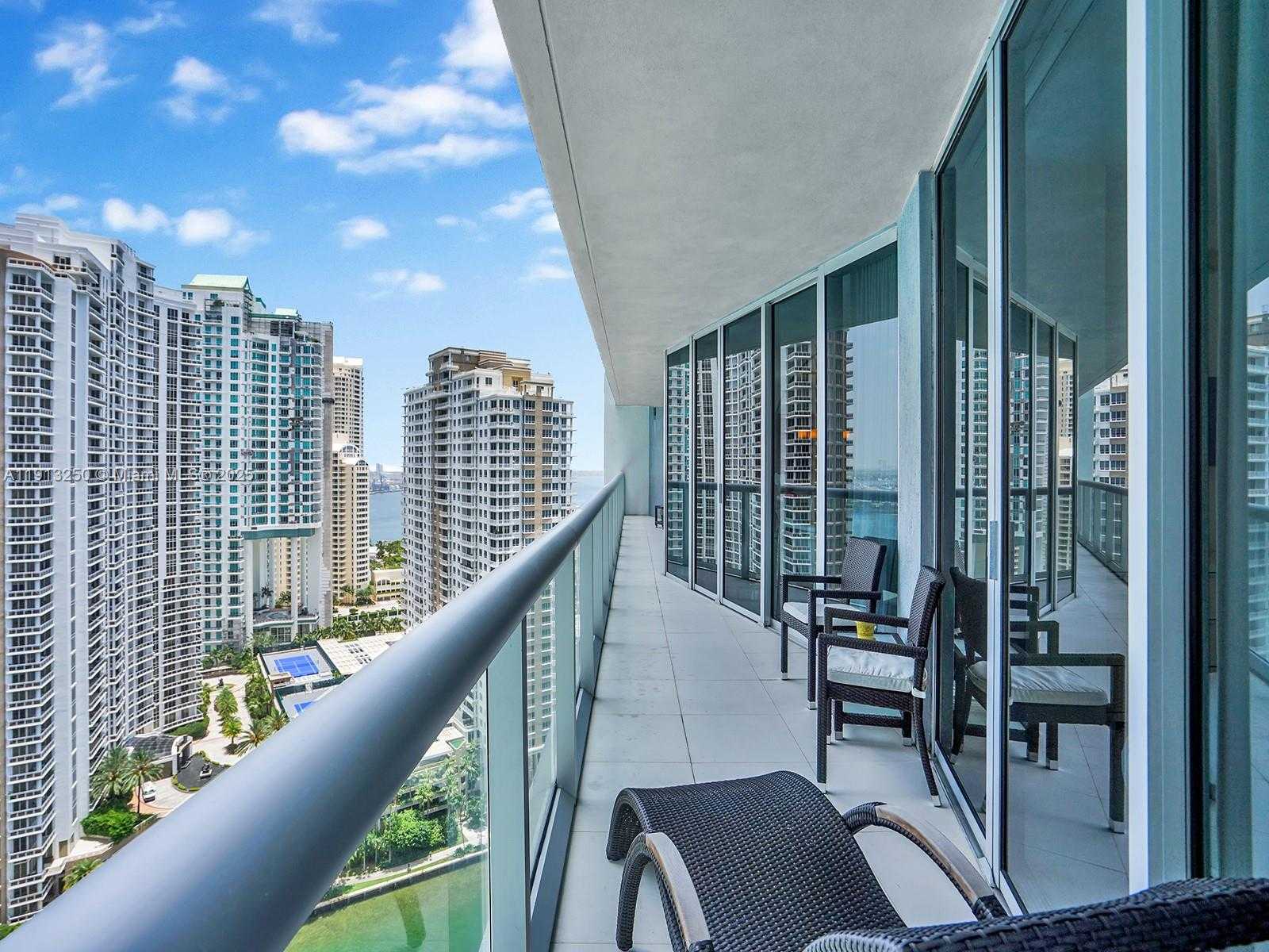 Small Image of 495 BRICKELL AVE #2504, Miami Number 22