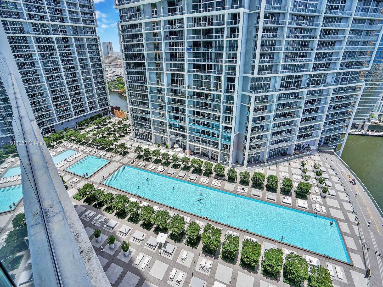 Small Image of 495 BRICKELL AVE #2504, Miami Number 26