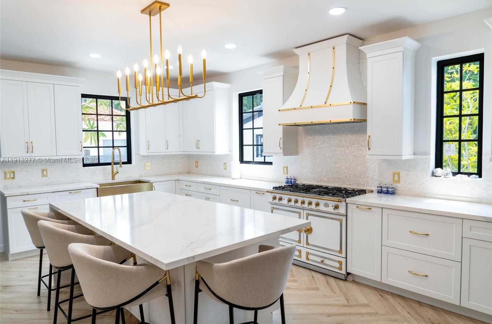 Small Image of 5149 ALTON RD, Miami Beach Number 17