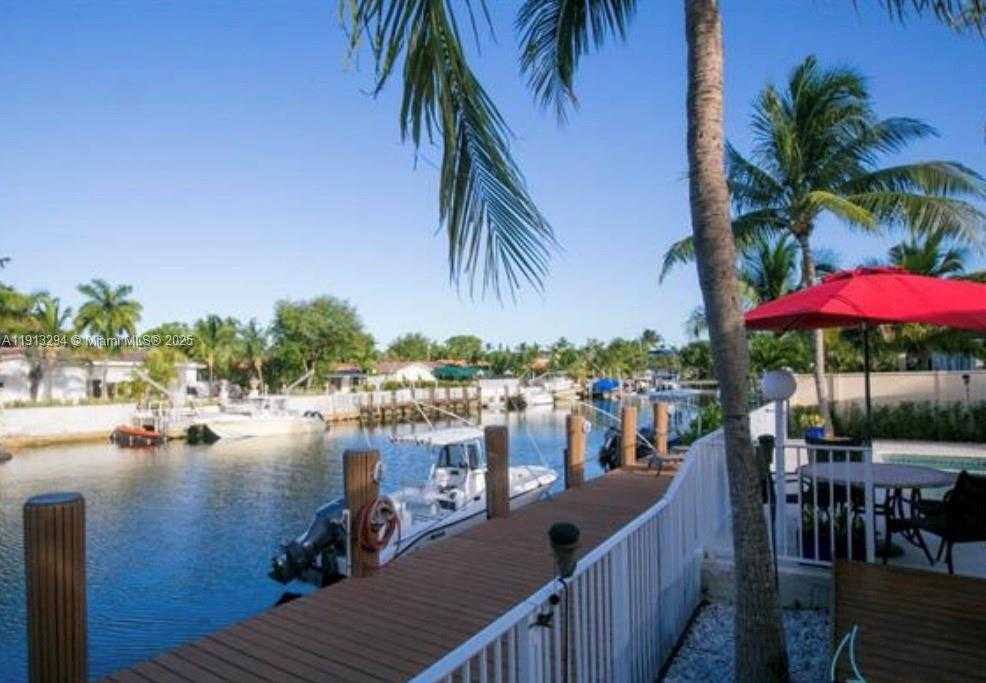 Small Image of 13155 ARCH CREEK TER, North Miami Number 7