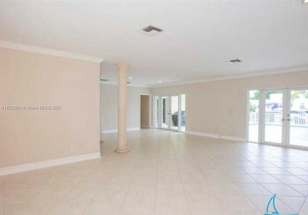 Small Image of 13155 ARCH CREEK TER, North Miami Number 8
