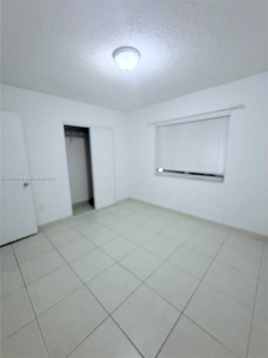 Small Image of 6430 WEST 25TH LN, Hialeah Number 12