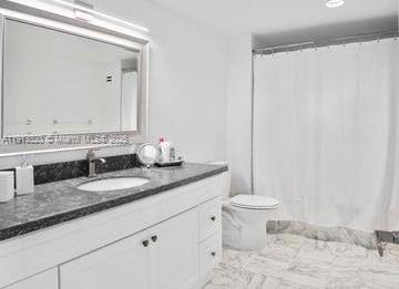 Small Image of 5825 COLLINS AVE #15A, Miami Beach Number 19