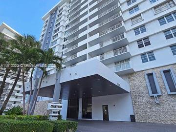 Small Image of 5825 COLLINS AVE #15A, Miami Beach Number 2