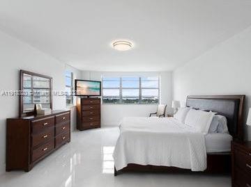 Small Image of 5825 COLLINS AVE #15A, Miami Beach Number 22