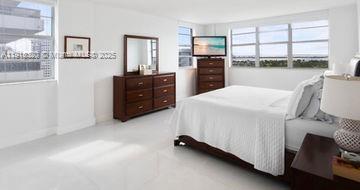 Small Image of 5825 COLLINS AVE #15A, Miami Beach Number 29