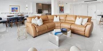 Small Image of 5825 COLLINS AVE #15A, Miami Beach Number 3