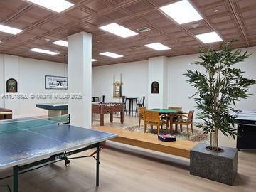 Small Image of 5825 COLLINS AVE #15A, Miami Beach Number 7