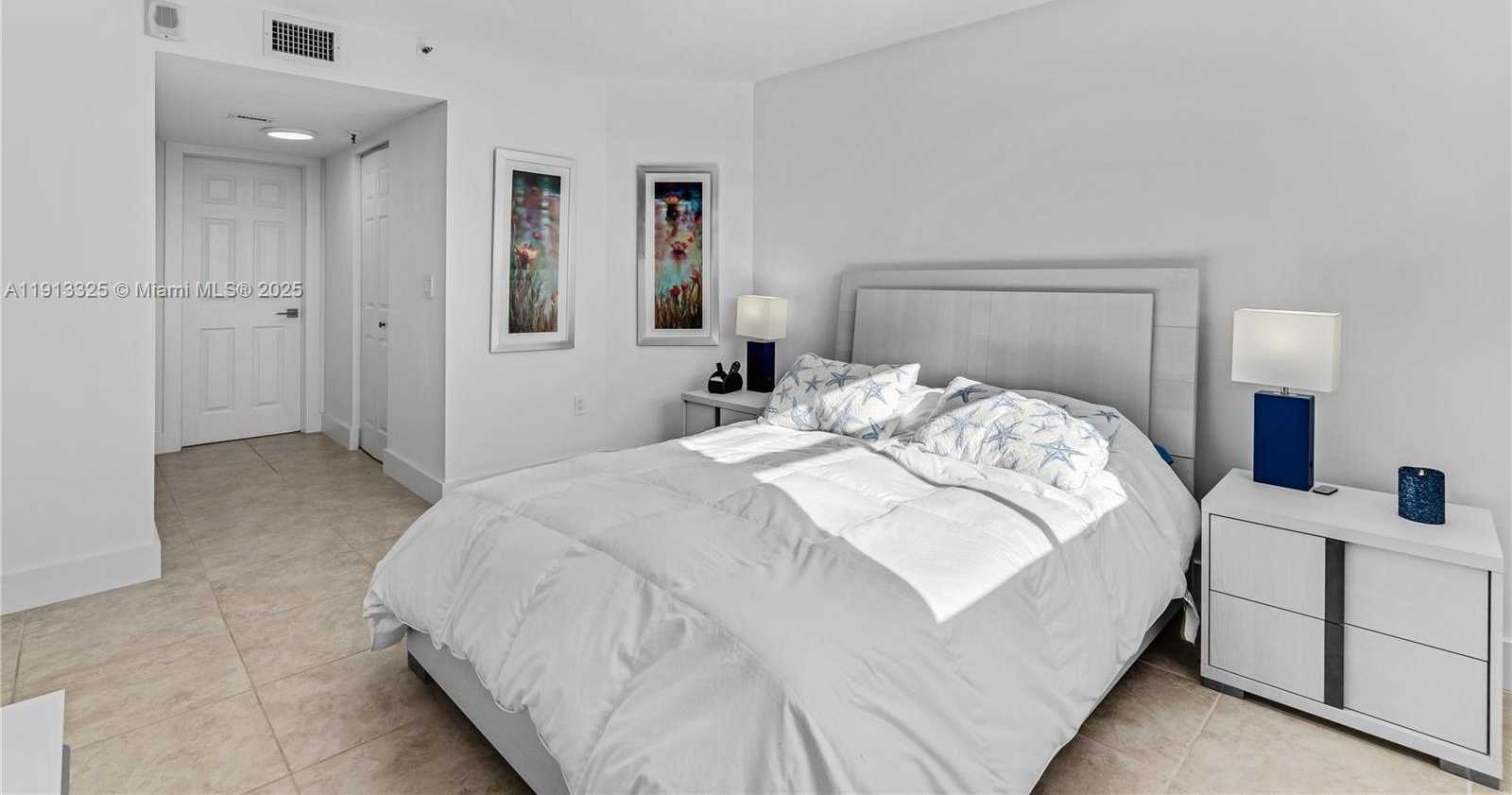 Small Image of 5880 COLLINS AVE #PH3, Miami Beach Number 26