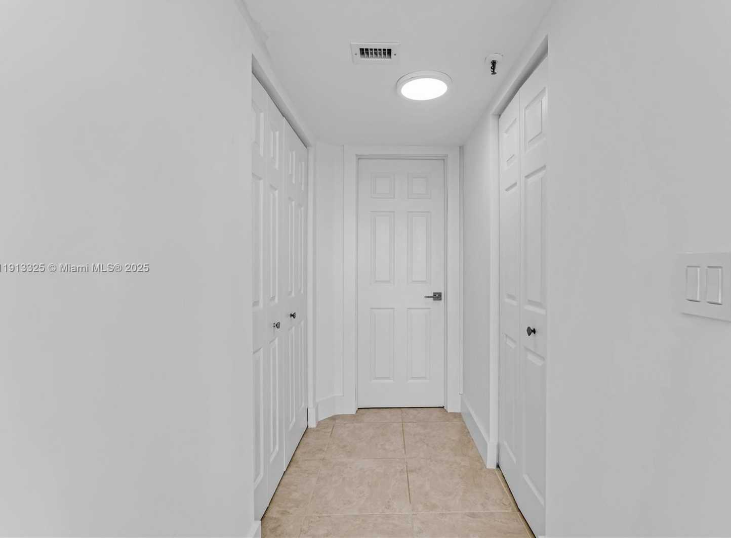 Small Image of 5880 COLLINS AVE #PH3, Miami Beach Number 27