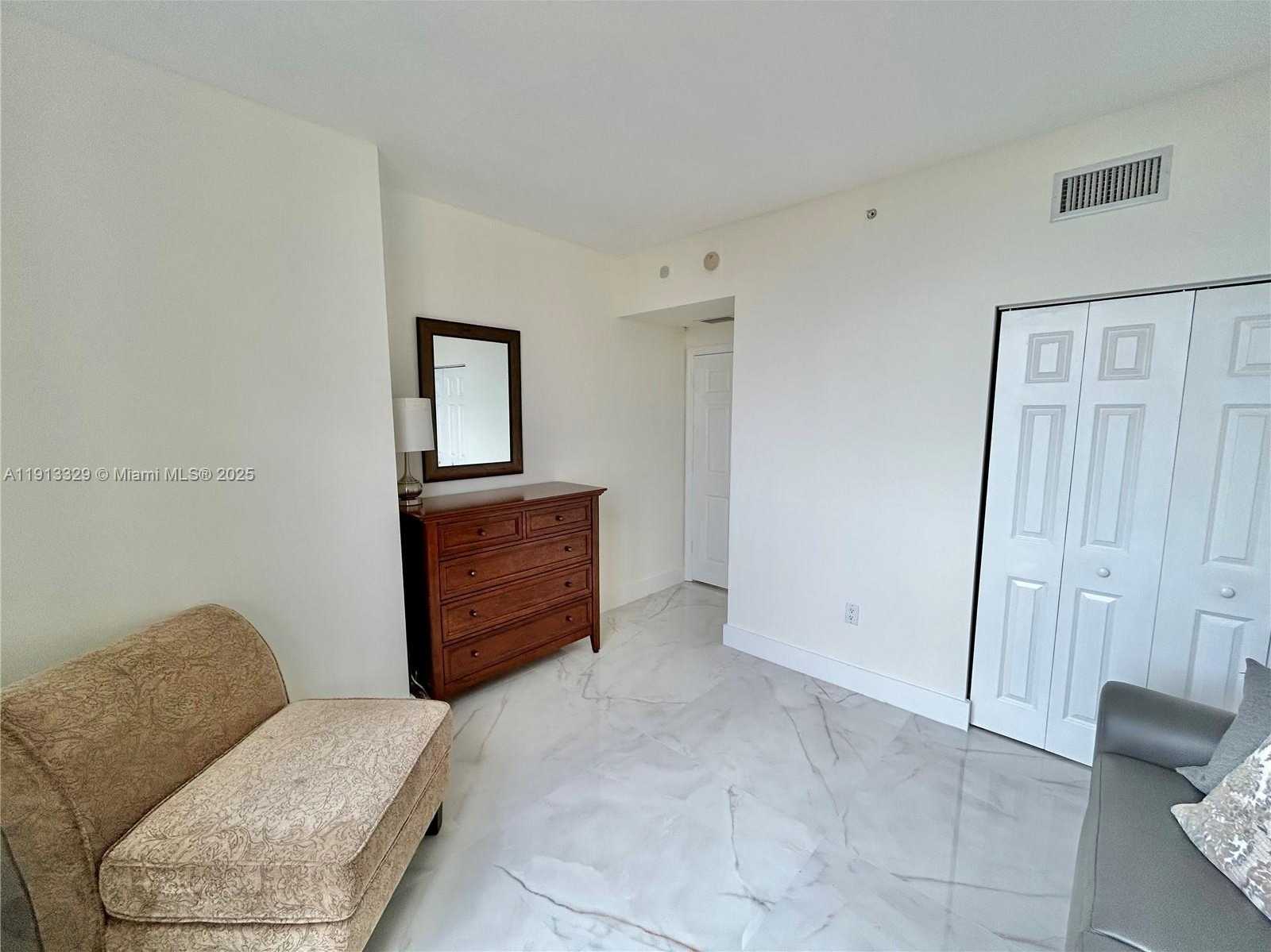 Small Image of 888 SOUTH DOUGLAS RD #PH05, Coral Gables Number 15