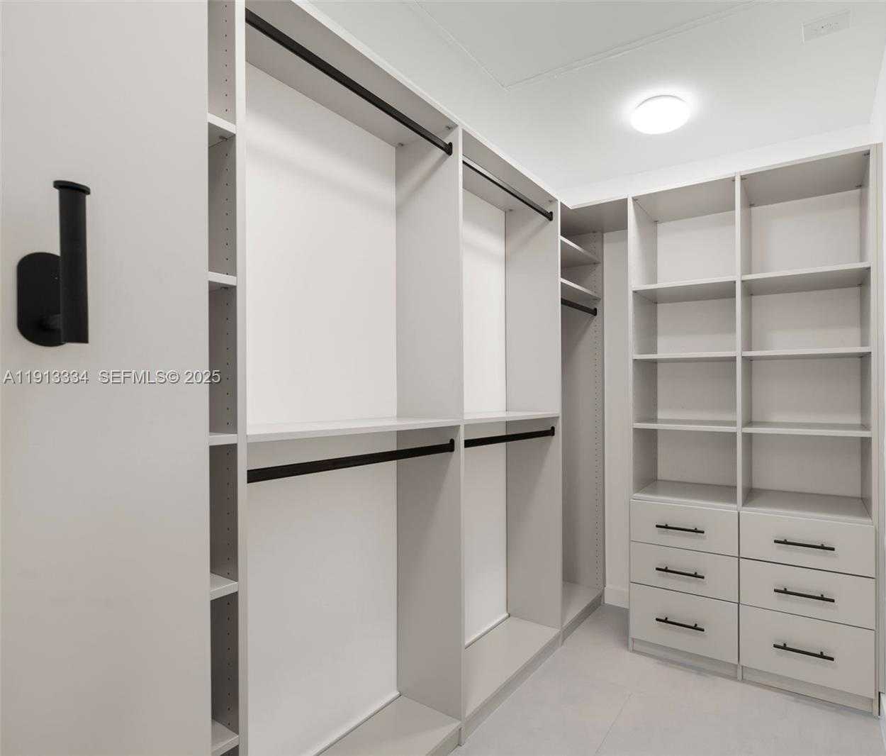 Small Image of 151 NORTH EAST 43RD ST, Miami Number 12