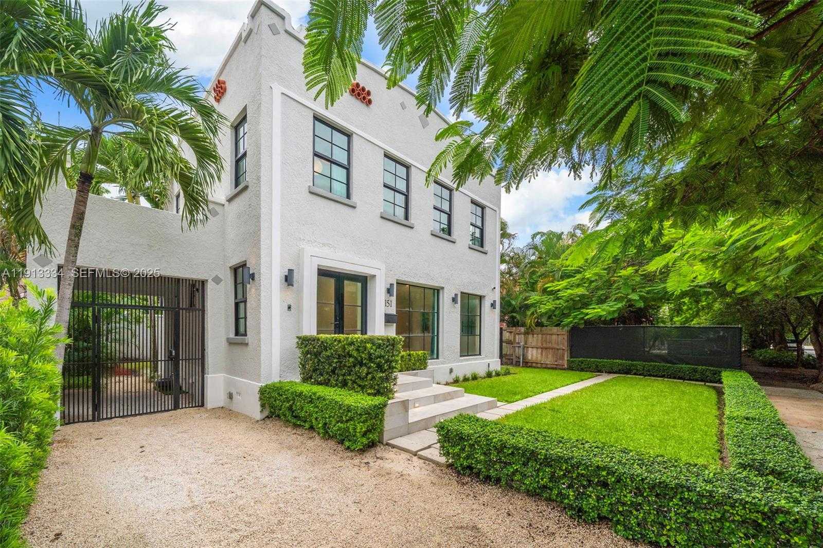 Small Image of 151 NORTH EAST 43RD ST, Miami Number 2