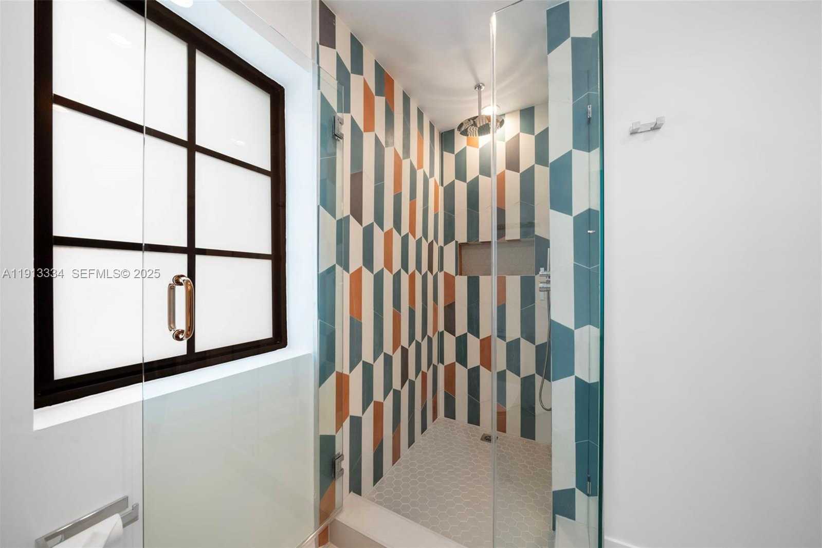 Small Image of 151 NORTH EAST 43RD ST, Miami Number 24