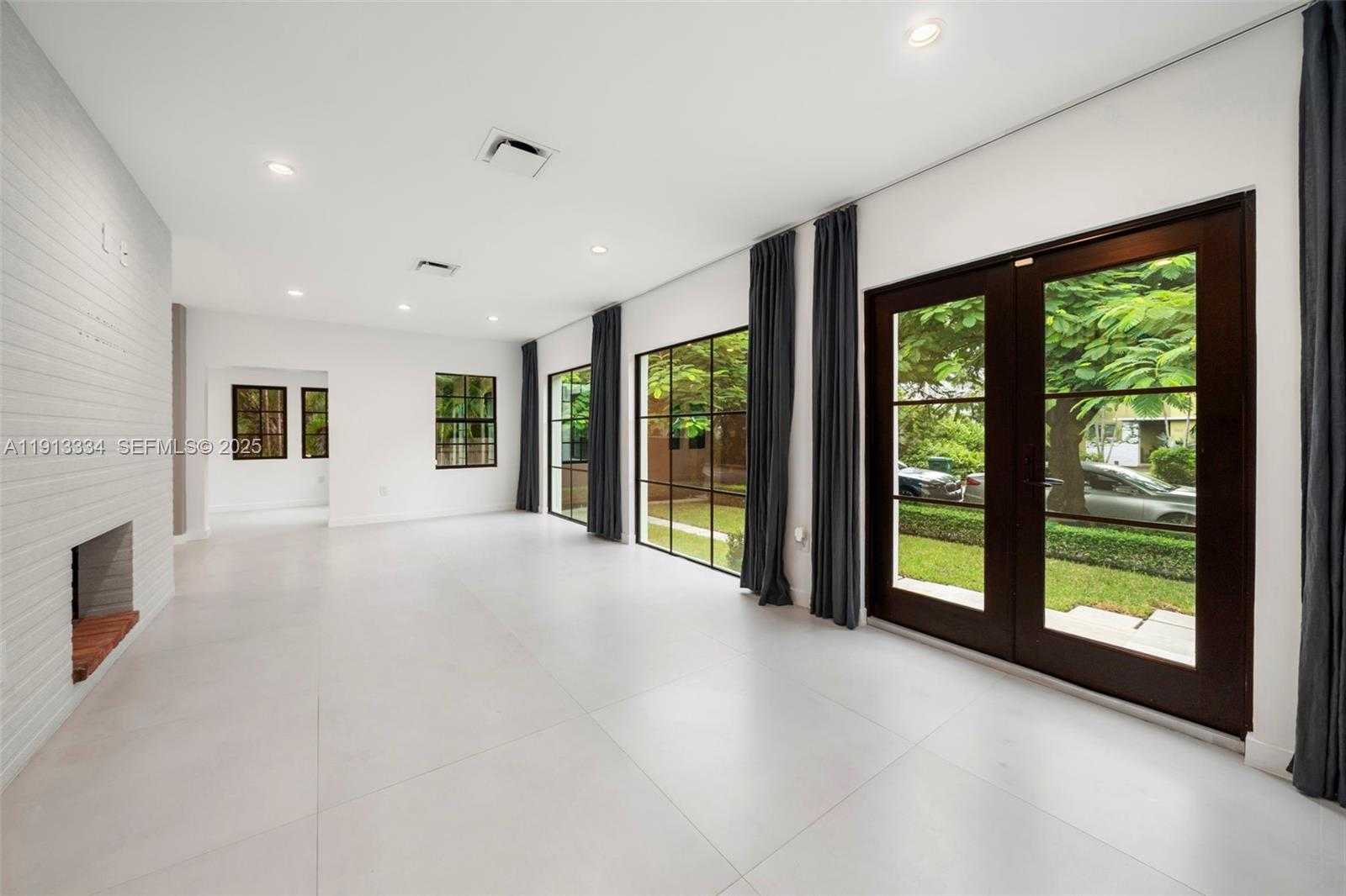 Small Image of 151 NORTH EAST 43RD ST, Miami Number 42