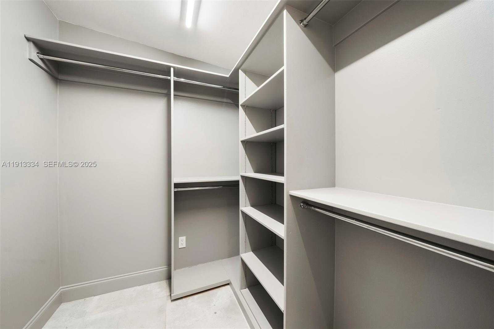 Small Image of 151 NORTH EAST 43RD ST, Miami Number 47