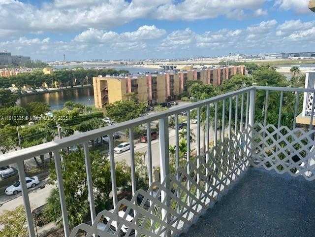 Small Image of 801 NORTH WEST 47TH AVE #704W, Miami Number 8