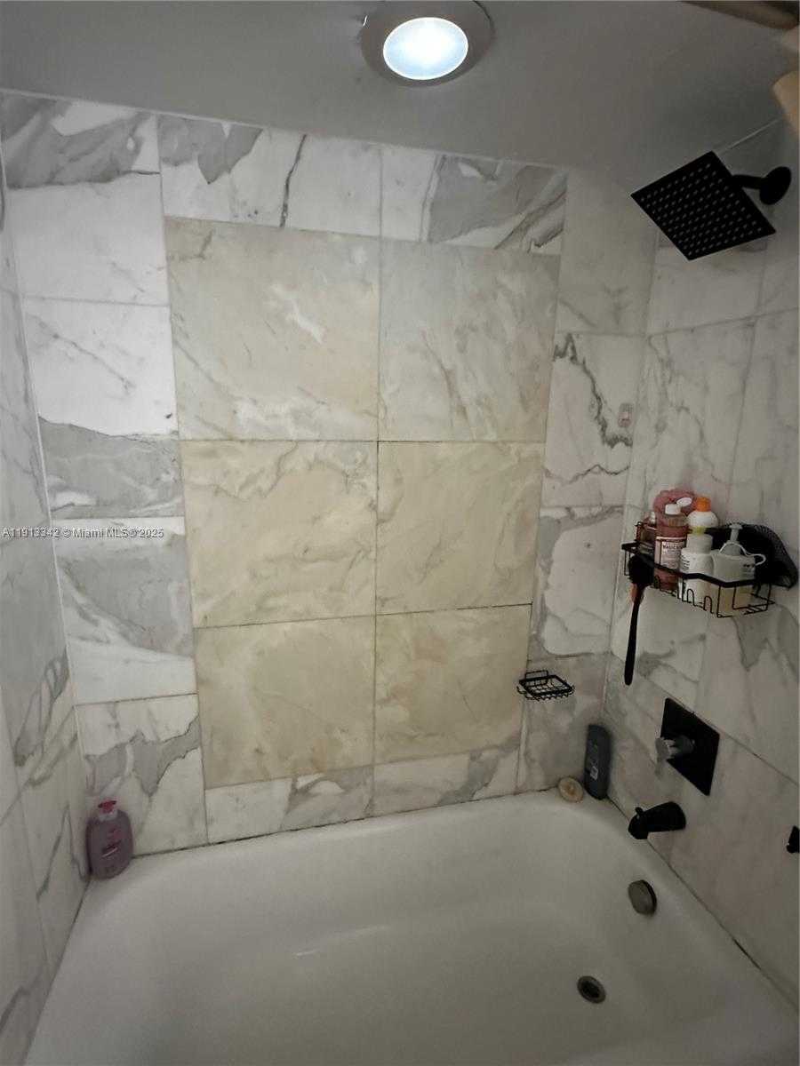 Small Image of 555 NORTH EAST 15TH ST #31F, Miami Number 17