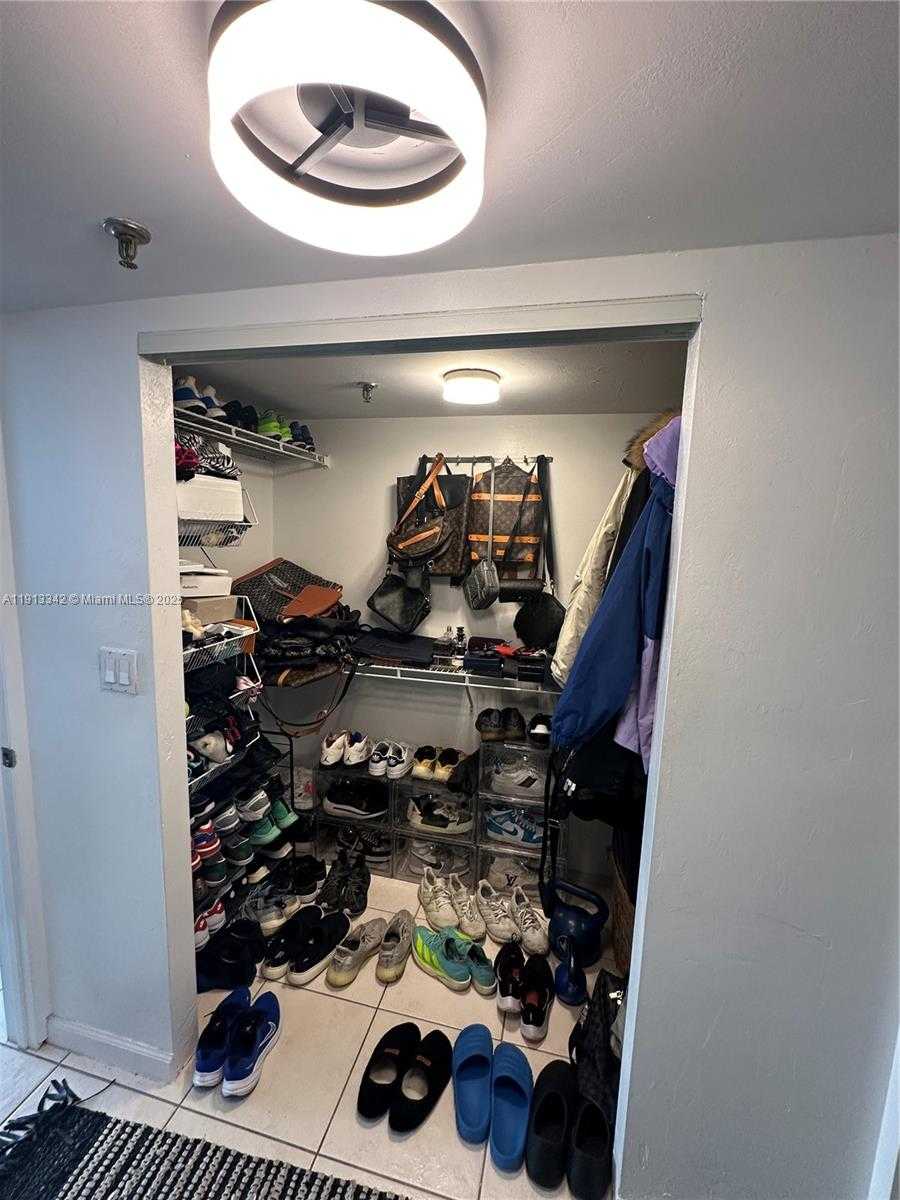 Small Image of 555 NORTH EAST 15TH ST #31F, Miami Number 18