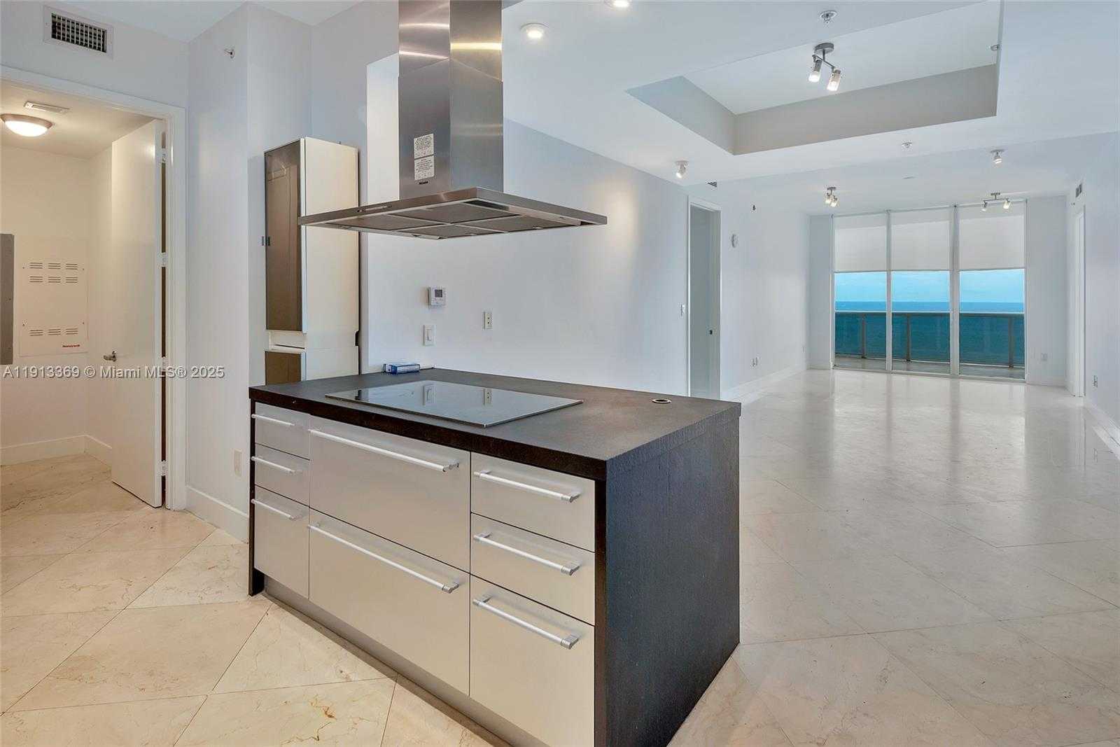 Small Image of 18201 COLLINS AVE #4008, Sunny Isles Beach Number 11