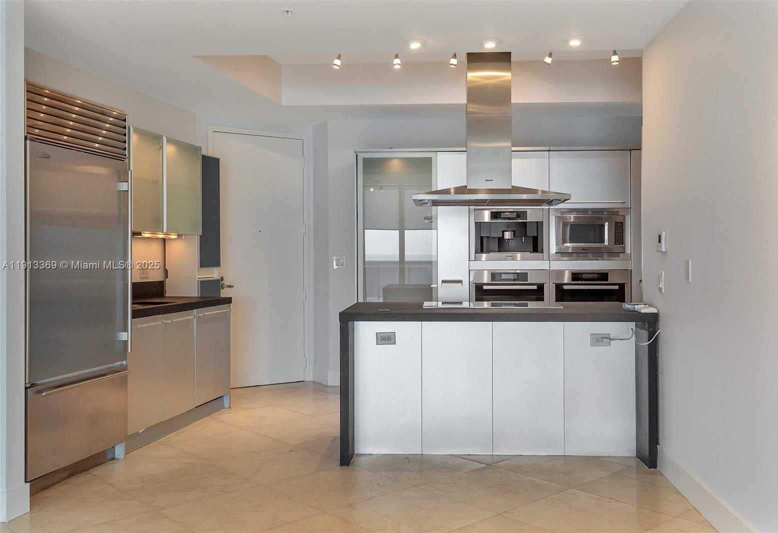 Small Image of 18201 COLLINS AVE #4008, Sunny Isles Beach Number 26