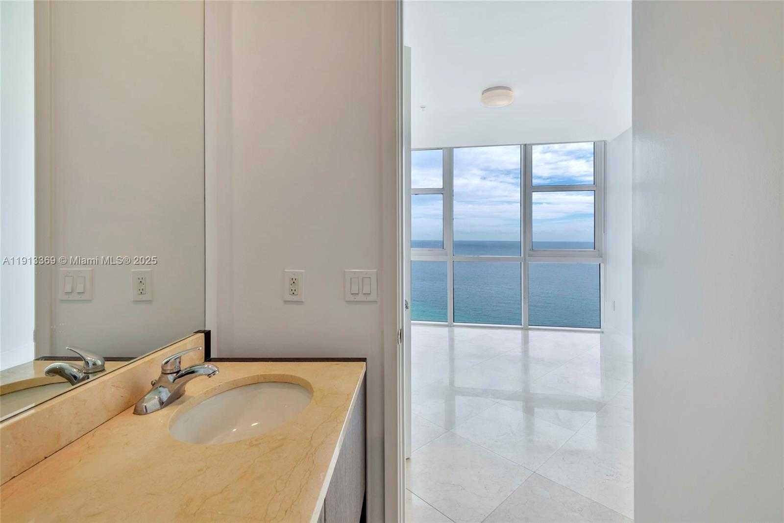 Small Image of 18201 COLLINS AVE #4008, Sunny Isles Beach Number 40