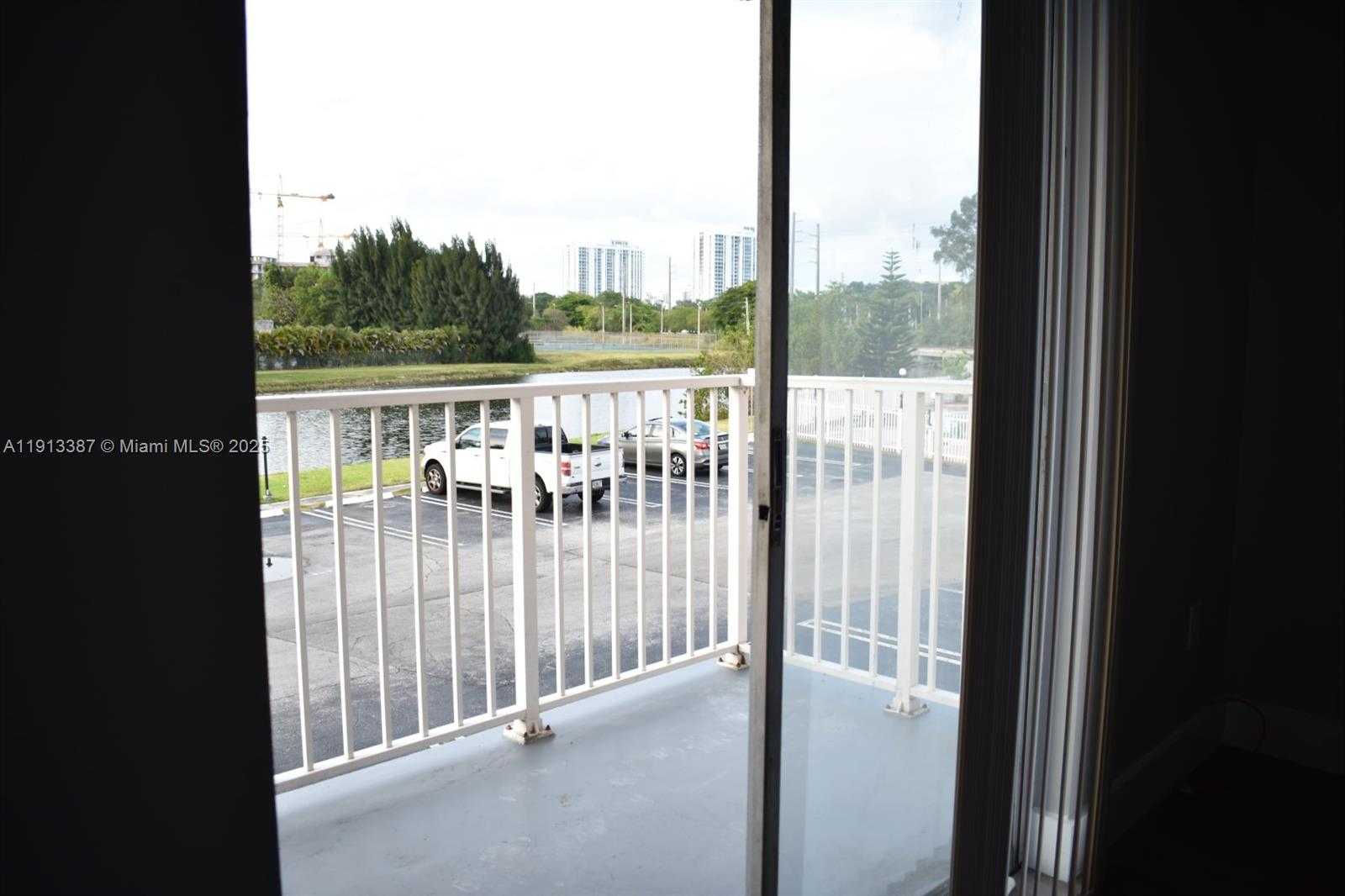 Small Image of 16465 NORTH EAST 22ND AVE #219, North Miami Beach Number 5