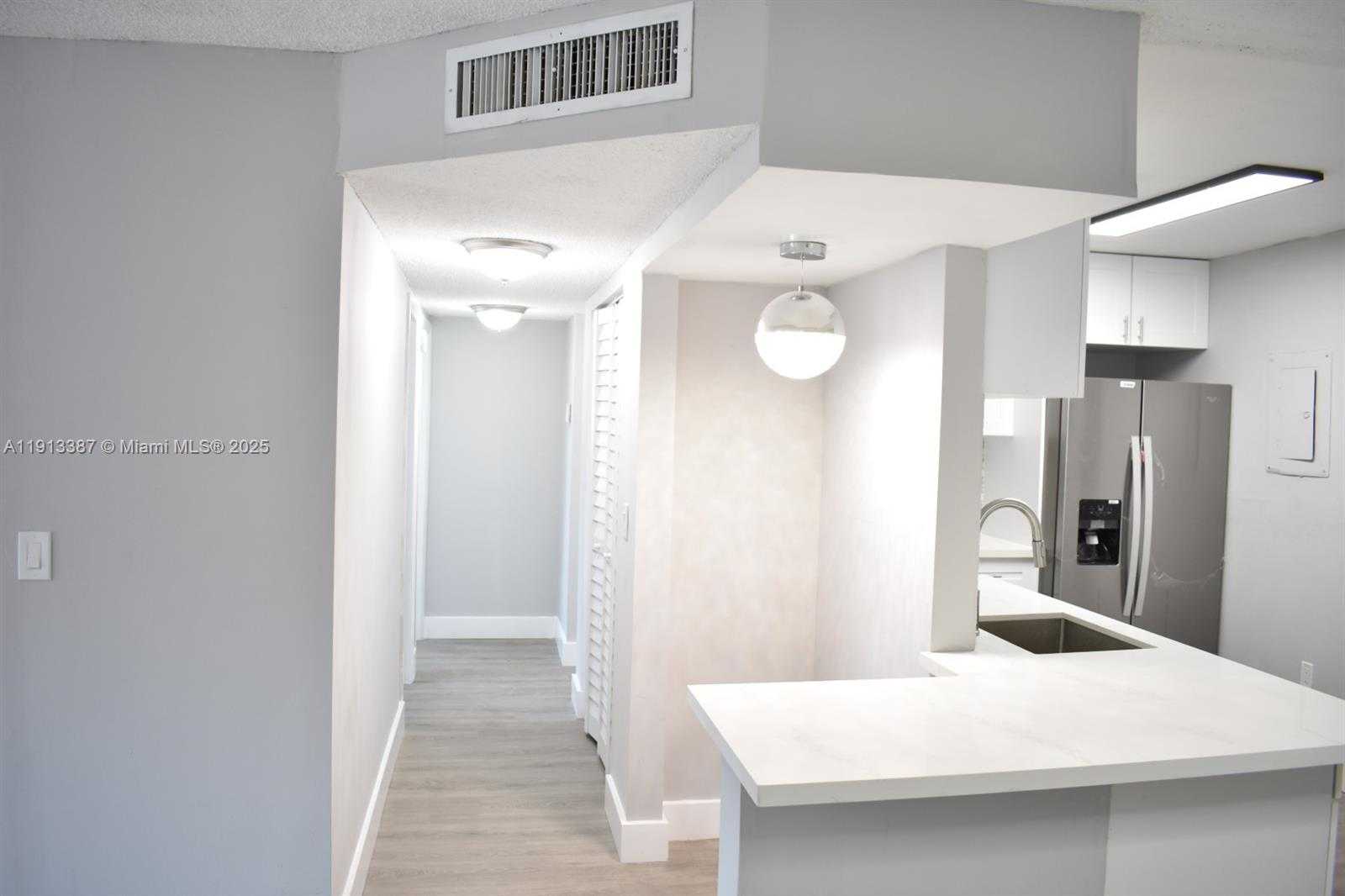 Small Image of 16465 NORTH EAST 22ND AVE #219, North Miami Beach Number 9