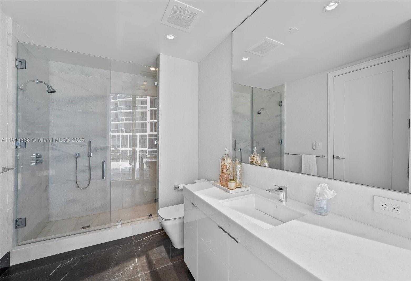 Small Image of 17975 COLLINS AVE #N-602, Sunny Isles Beach Number 23