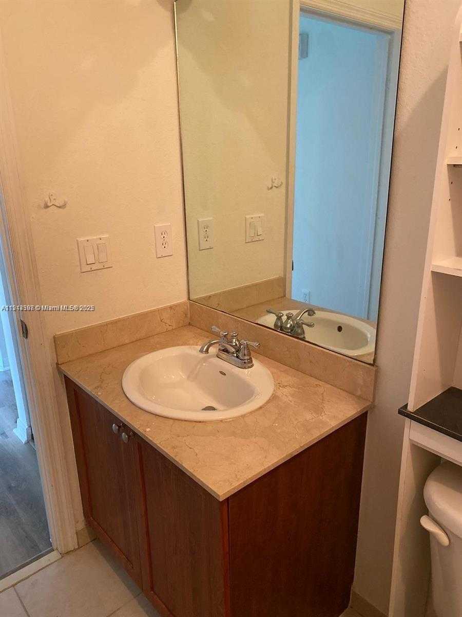 Small Image of 8999 NORTH WEST 107TH CT #213-1, Doral Number 14