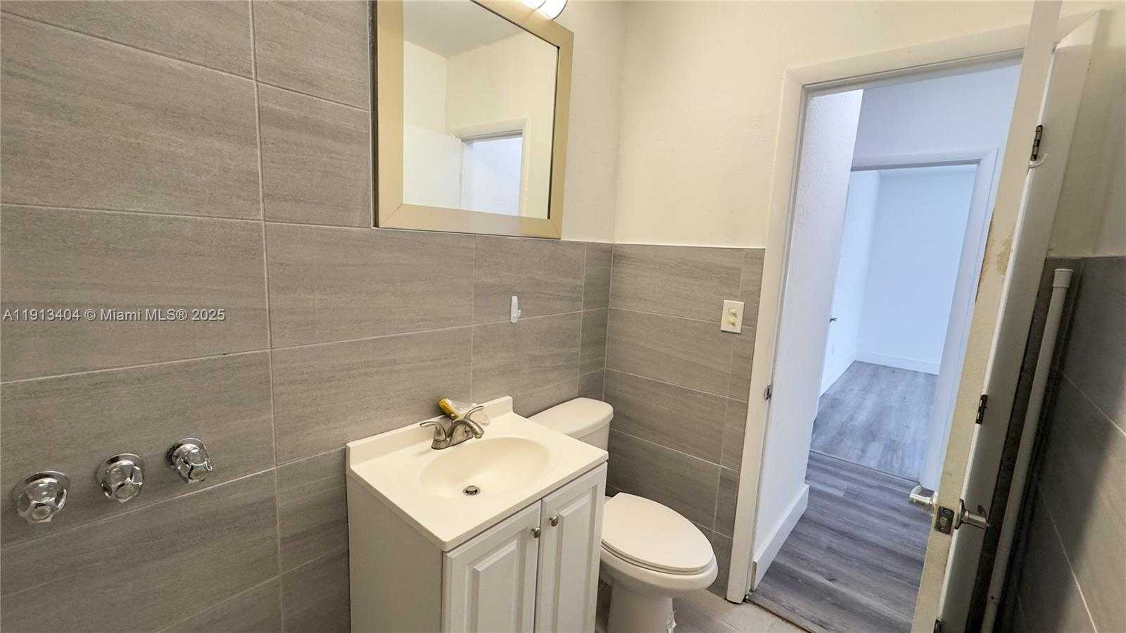 Small Image of 1176 NORTH WEST 48TH ST, Miami Number 14