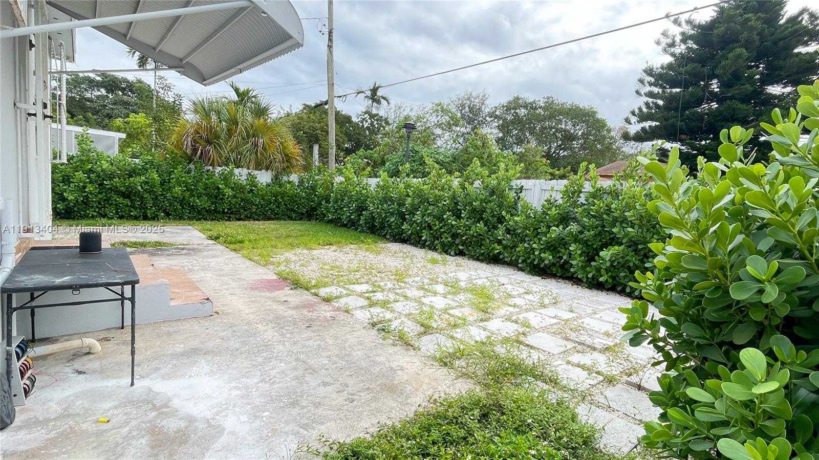 Small Image of 1176 NORTH WEST 48TH ST, Miami Number 18