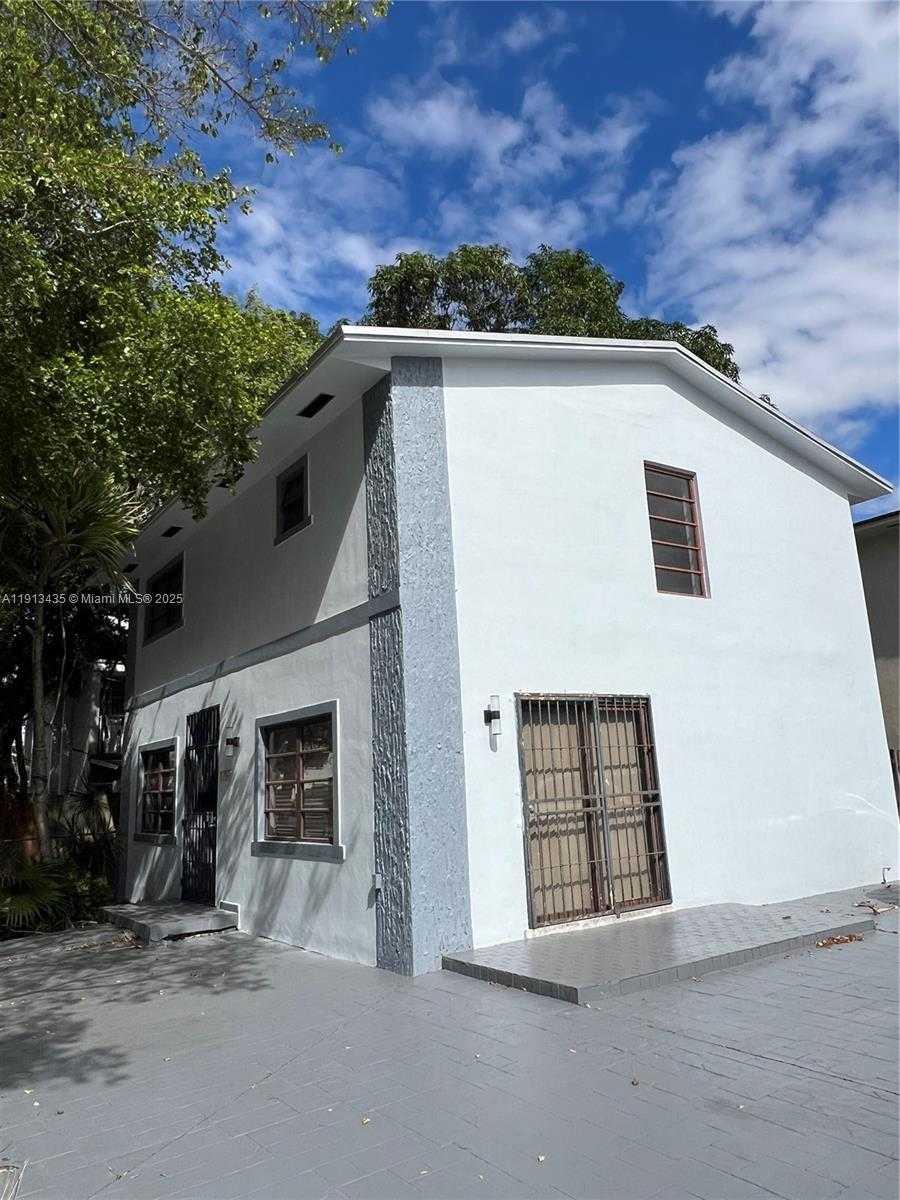Small Image of 1799 SOUTH WEST 36TH AVE #1, Miami Number 2