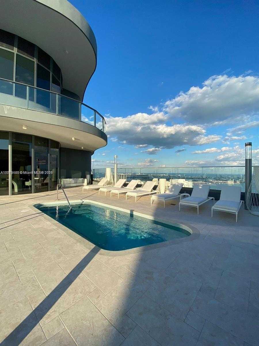 Small Image of 1000 BRICKELL PLAZA #4914, Miami Number 35