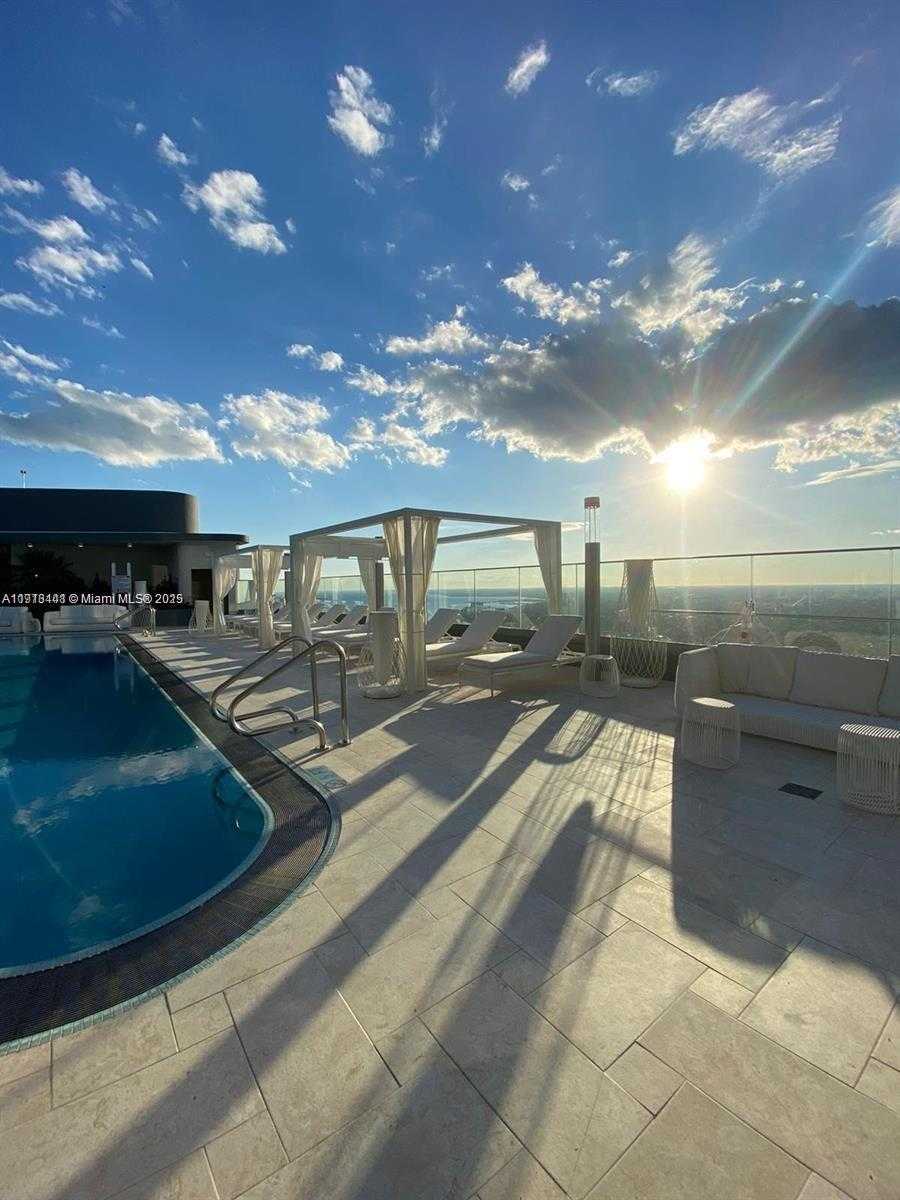 Small Image of 1000 BRICKELL PLAZA #4914, Miami Number 37