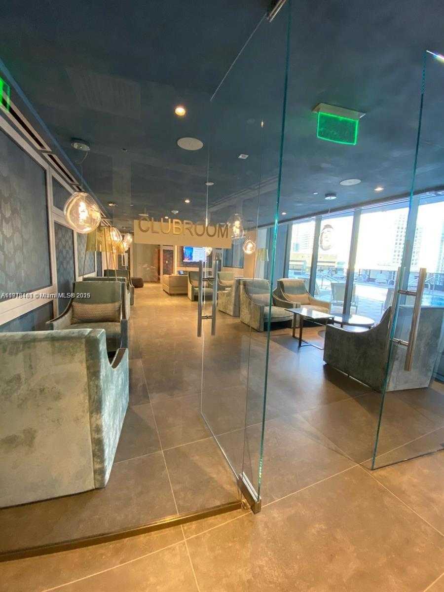 Small Image of 1000 BRICKELL PLAZA #4914, Miami Number 44