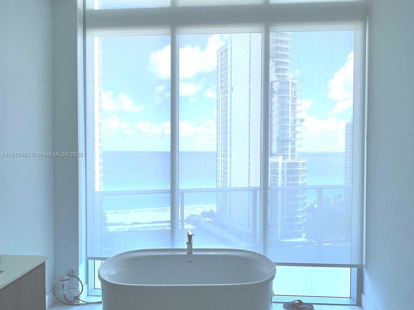 Small Image of 17550 COLLINS AVE #PH2, Sunny Isles Beach Number 27