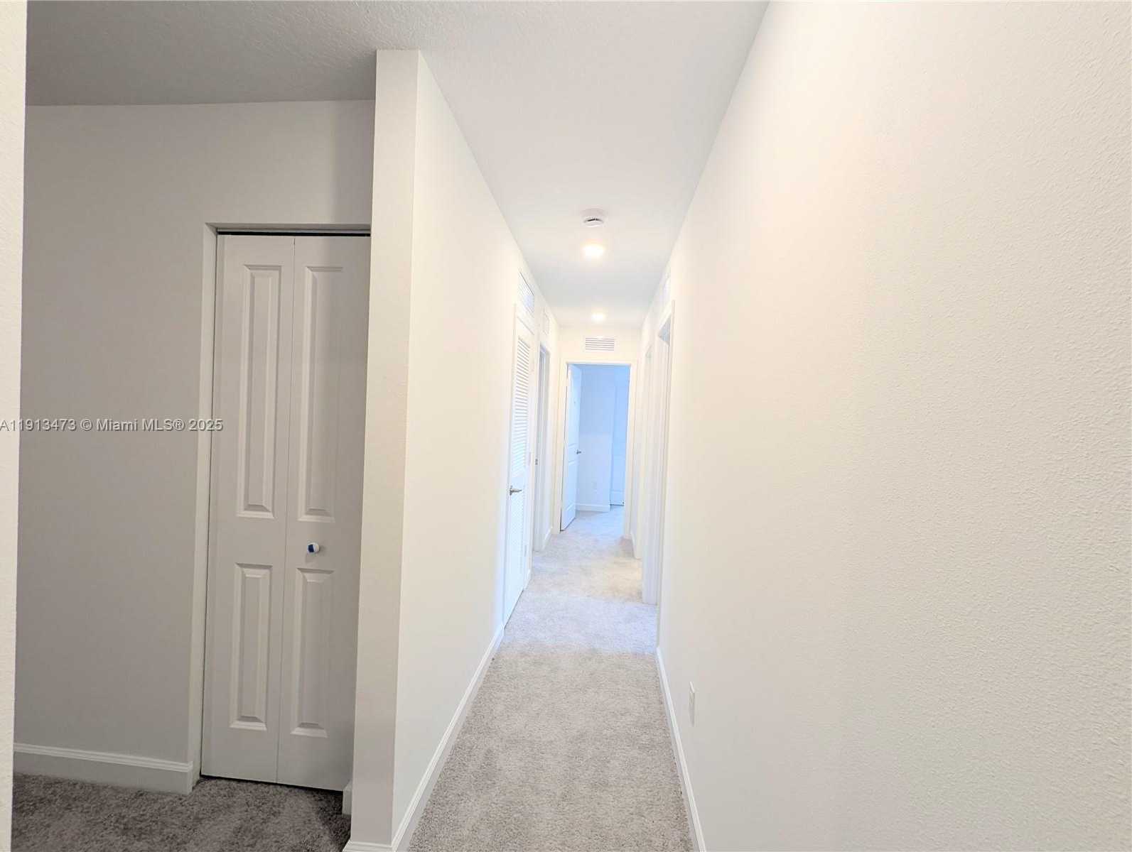 Small Image of 19465 WHISPERING CREEK RD, Loxahatchee Number 11