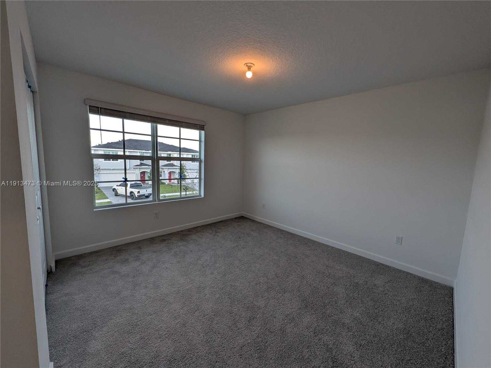 Small Image of 19465 WHISPERING CREEK RD, Loxahatchee Number 16