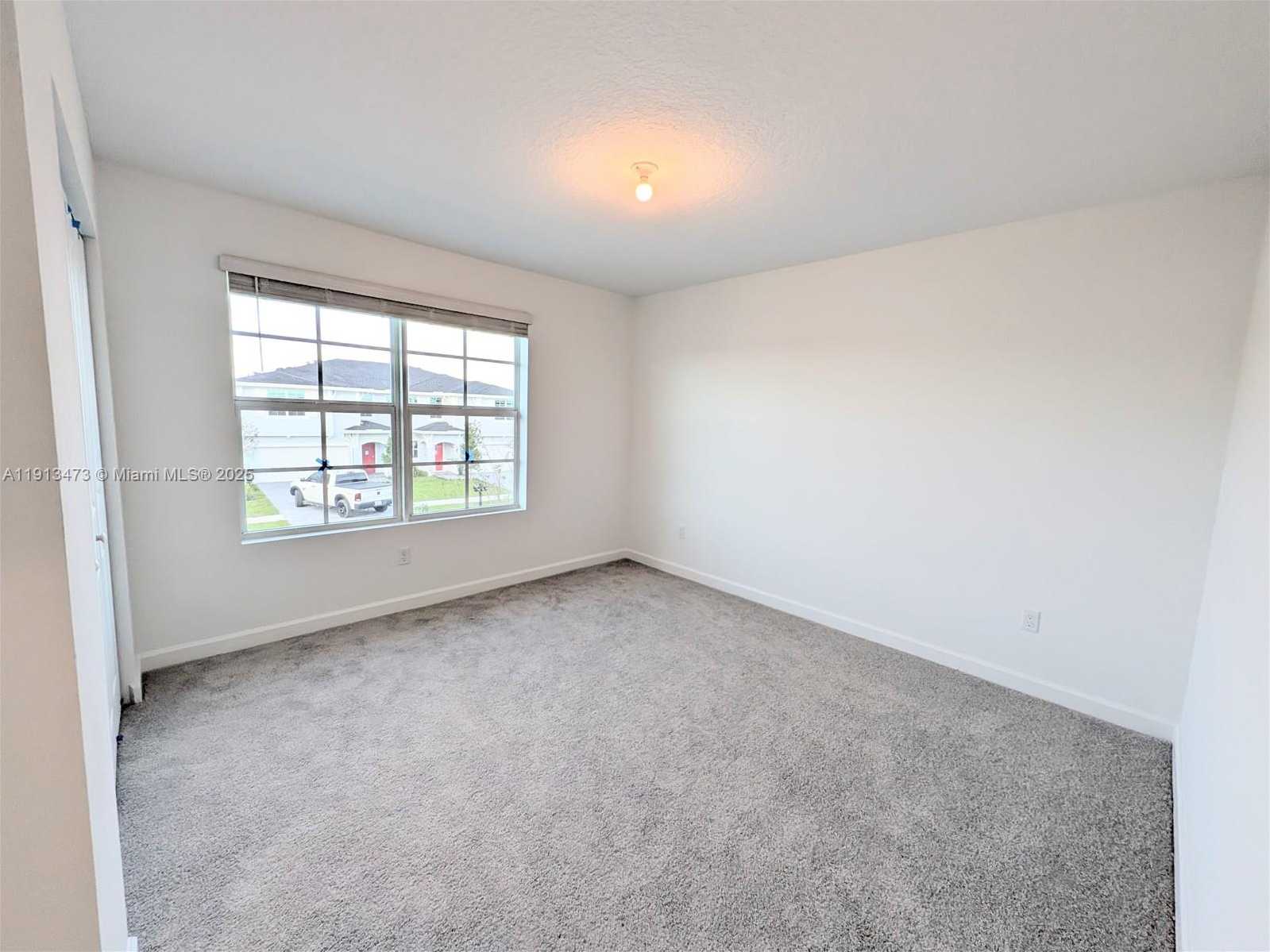 Small Image of 19465 WHISPERING CREEK RD, Loxahatchee Number 17