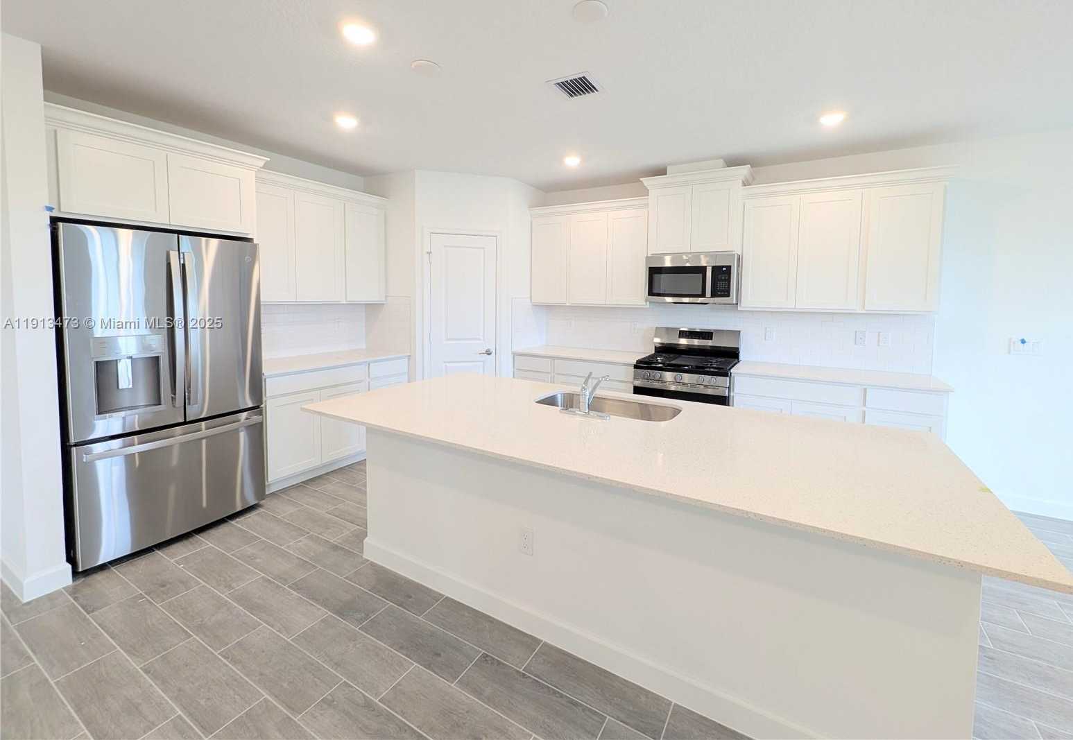 Small Image of 19465 WHISPERING CREEK RD, Loxahatchee Number 4